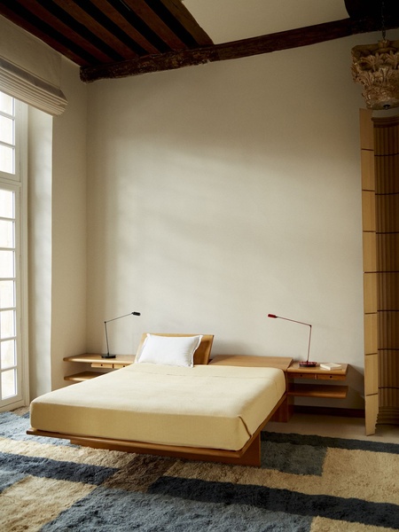 platform bed, wooden bed frame, modern bed, bedroom furniture, minimalist bed, brand awareness, minimalist, lifestyle, calm, luxurious, neutral, brown